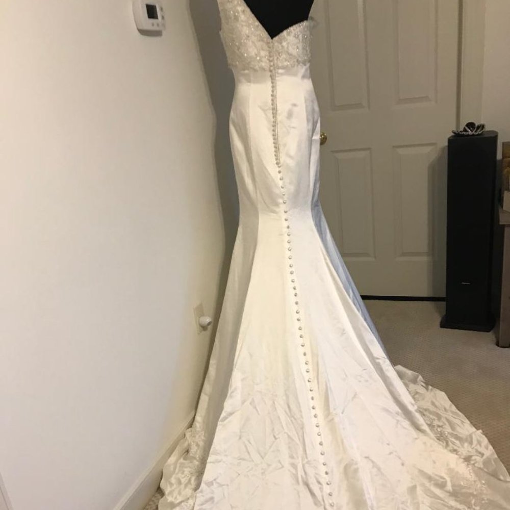 BRIDAL - Picture 6 of 9